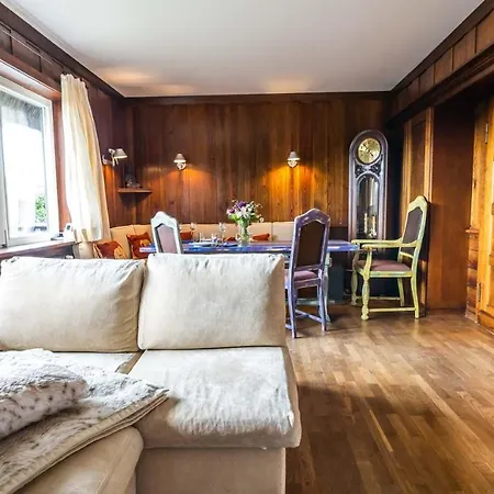 Holiday home Ferienhaus Uthlandlodge - Reetgedecktes Inselglueck In Sylt Kampen