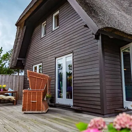 Ferienhaus Uthlandlodge - Reetgedecktes Inselglueck In Sylt * Kampen