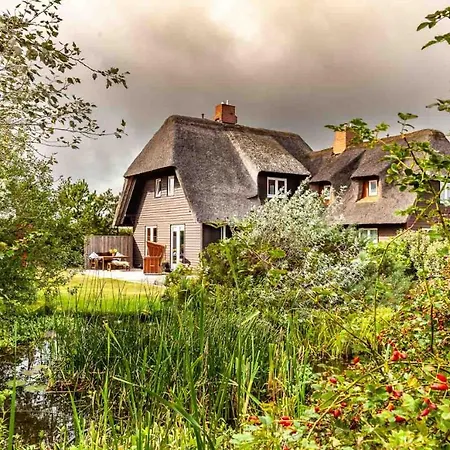 Ferienhaus Uthlandlodge - Reetgedecktes Inselglueck In Sylt Holiday home